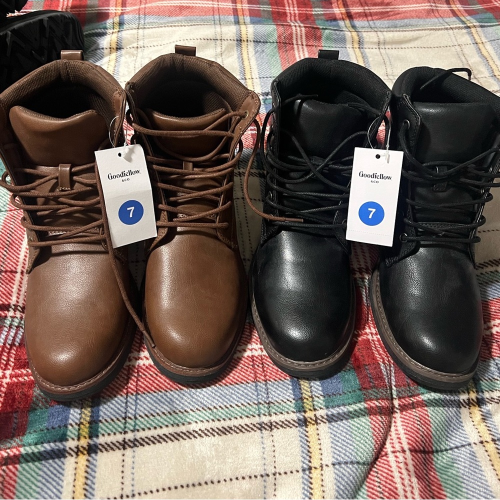 🌺 Goodfellow Boots ~ men’s size 7 ~ two pairs!!